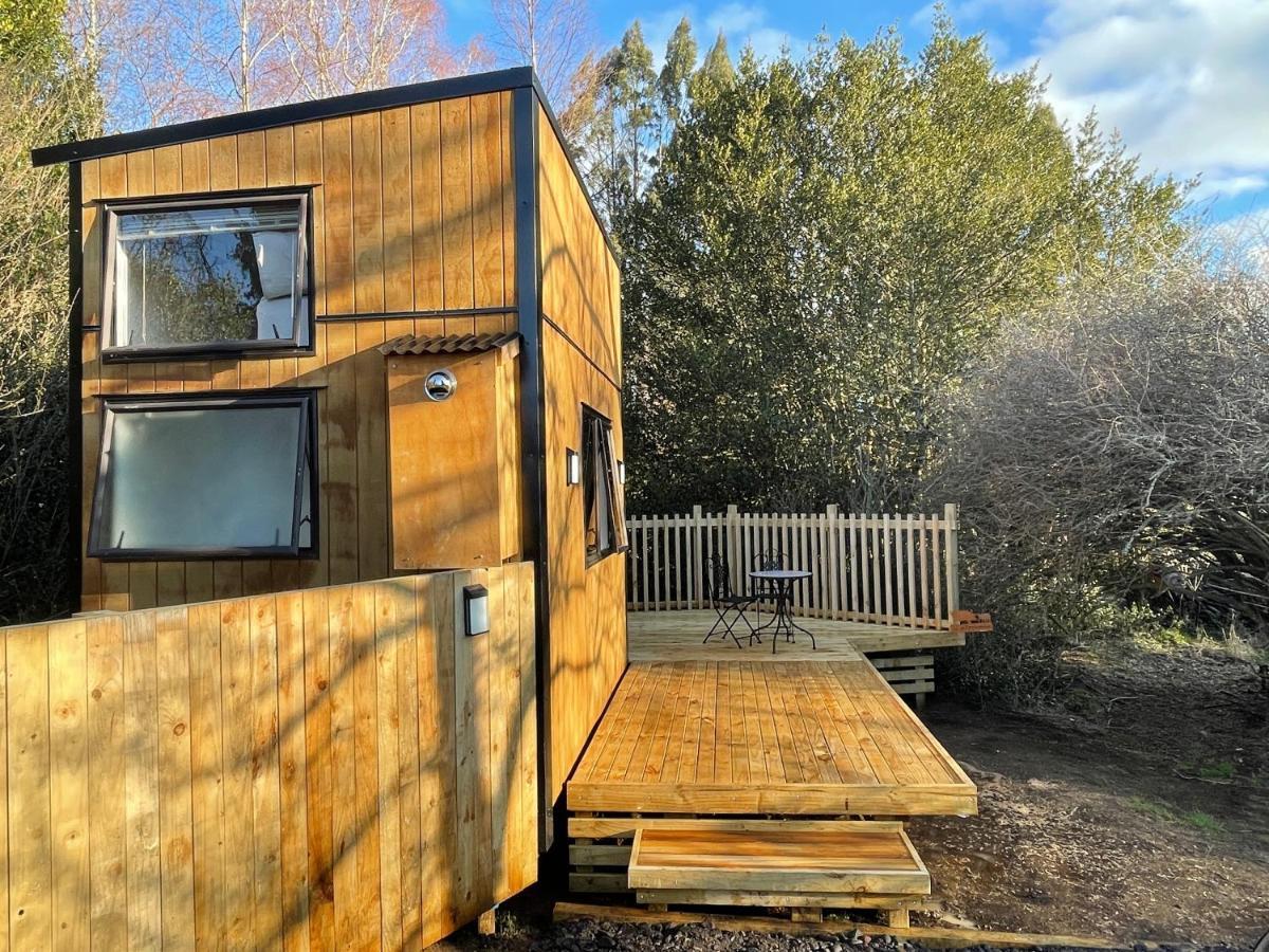 Tiny House In The Bush - A Minute From Town Centre Ruapehu Unique Stays Raetihi 외부 사진