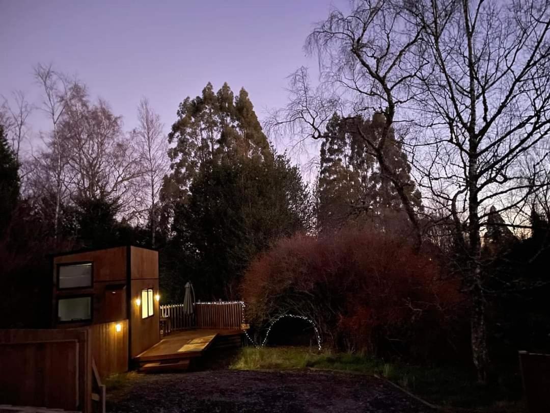 Tiny House In The Bush - A Minute From Town Centre Ruapehu Unique Stays Raetihi 외부 사진